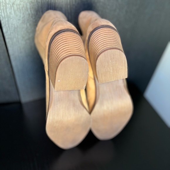 Women Beige Boots BP - Picture 7 of 12